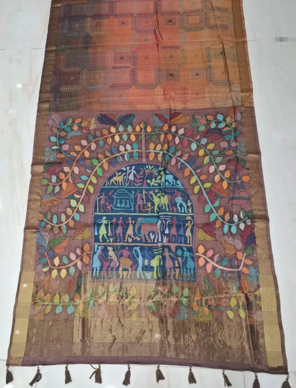 Traditional_Handwoven_Gaji_Silk_Saree_With_Tribal_Art_Motif