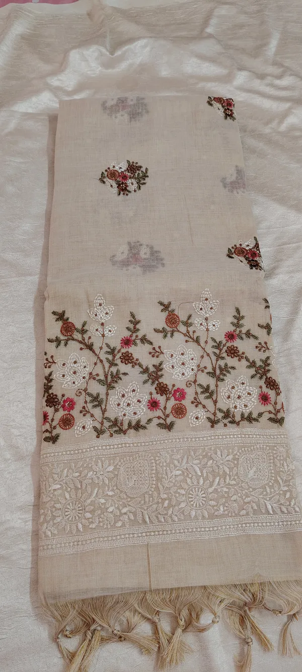 Hand_Embroidered_Half_White_Khadi_Cotton_Dupatta_With_Floral_Motifs