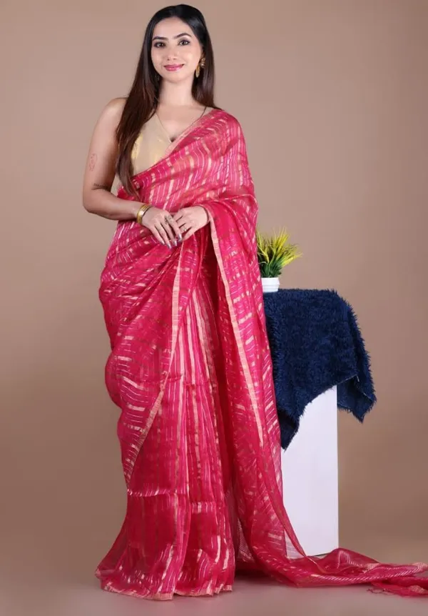 Traditional_Red_Pure_Linen_Silk_Striped_Saree_With_Elegant_Drape