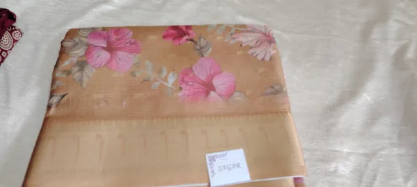 Floral_Print_Kota_Silk_Saree_With_Golden_Border