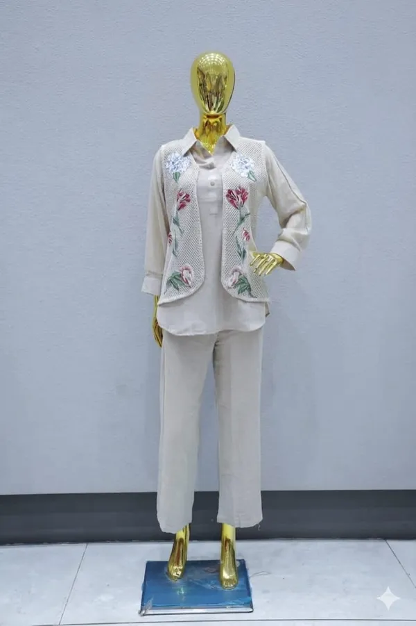 White_Women_Embroidered_Ethnic_Suit_Set_With_Floral_Vest
