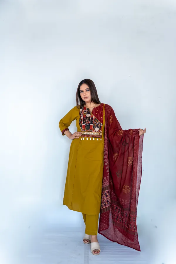 Mustard_Yellow_Kurta_Set_With_Maroon_Ajrakh_Printed_Dupatta