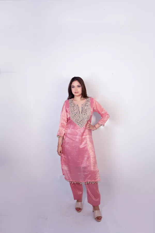 Pink_Embellished_Silk_Kurta_Set_With_Dupatta