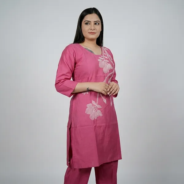Pink_Women_Embroidered_Cotton_Kurta_Pajama_Set
