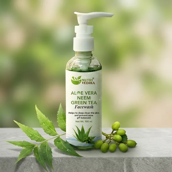 Nutri_Vedika_Aloe_Vera_Neem_&_Green_Tea_Oil_Control_Face_Wash_100Ml