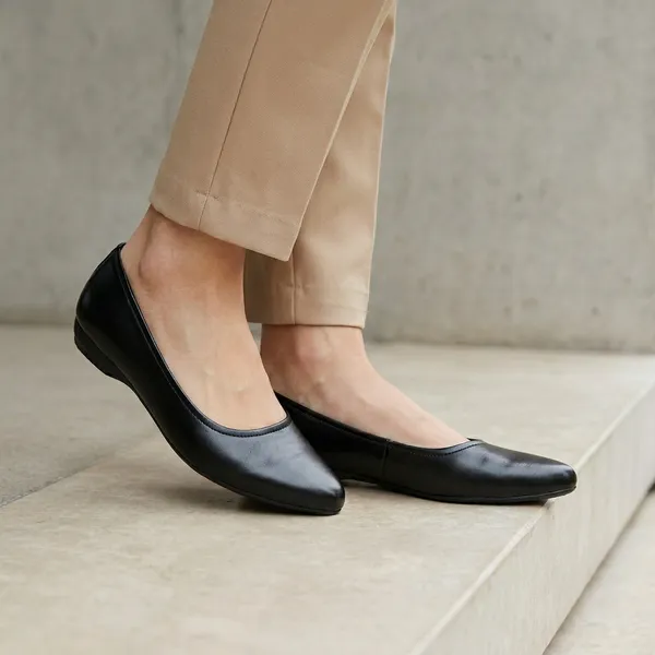 Black_Synthetic_Leather_Slip-On_Ballet_Flats_For_Women