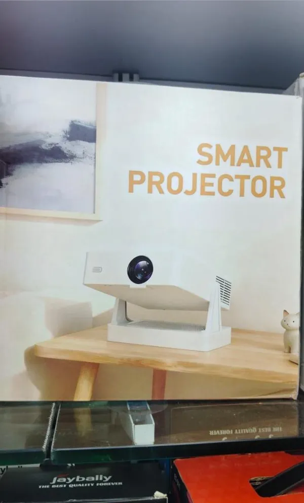 Smart_Projector_-_Compact_Portable_Home_Theater_Projector