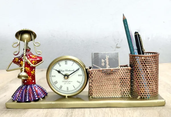 Decorative_Desk_Organizer_Set_With_Clock_And_Figurine