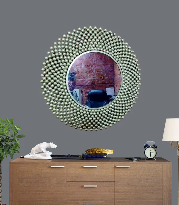 Decorative_Sunburst_Wall_Mirror_With_Metallic_Beaded_Frame