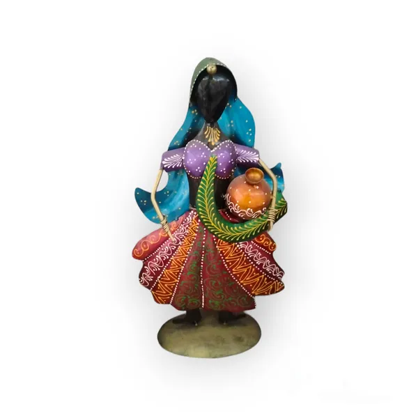 Decorative_Handcrafted_Indian_Woman_Figurine_With_Traditional_Attire