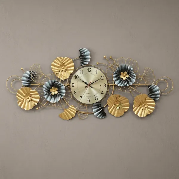 Decorative_Metal_Wall_Clock_With_Floral_Design