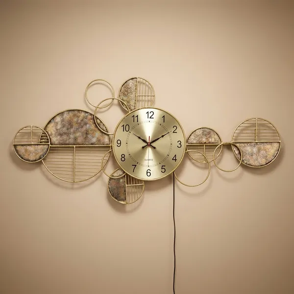 Modern_Geometric_Wall_Clock_With_Circular_Metal_Frame_Design