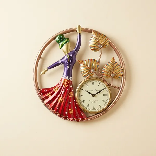 Decorative_Wall_Clock_With_Dancing_Lady_And_Palm_Leaves_Design