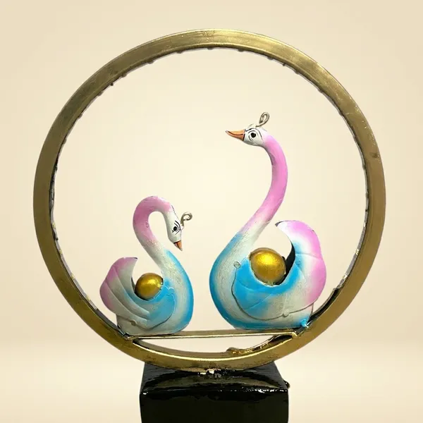 Decorative_Swan_Couple_Showpiece_With_Golden_Ring_Frame