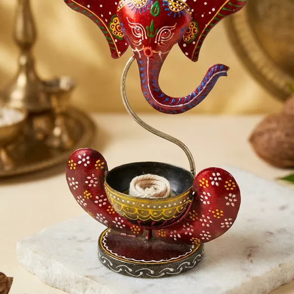 Handcrafted_Metal_Ganesha_Diya_Holder_With_Decorative_Stand
