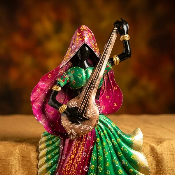 Handcrafted_Traditional_Musician_Figurine_-_Decorative_Showpiece