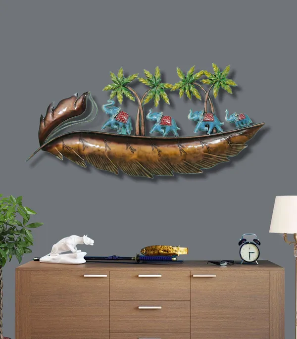 Decorative_Metal_Wall_Art_-_Camel_Caravan_With_Palm_Trees_On_Leaf