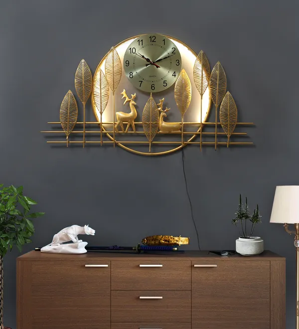 Golden_Deer_Wall_Clock_With_Led_Lighting_And_Decorative_Metal_Art