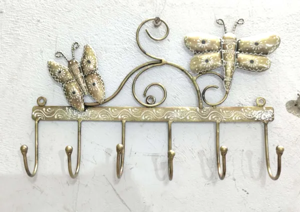 Decorative_Butterfly_Wall_Hooks_-_Antique_Brass_Finish_(6_Hooks)