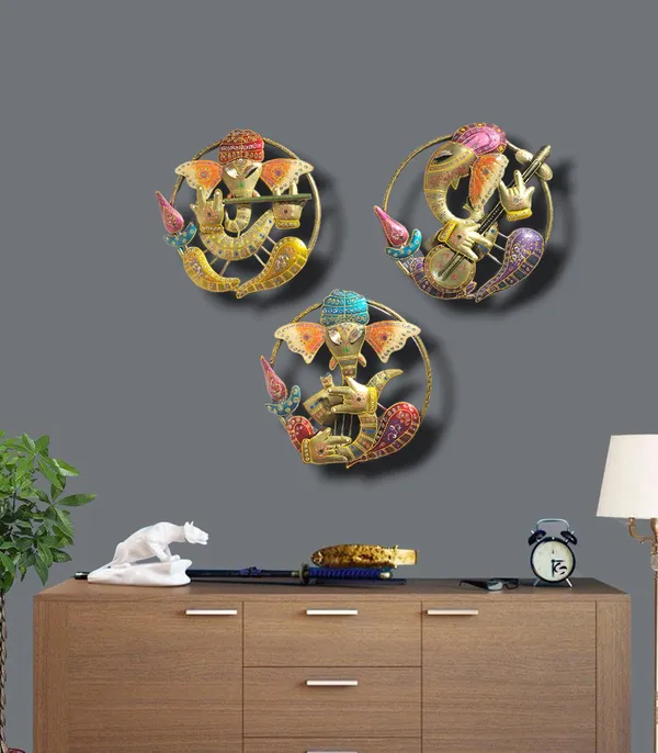 Set_Of_3_Decorative_Ganesha_Wall_Hangings_-_Circular_Metal_Art_With_Colorful_Detailing