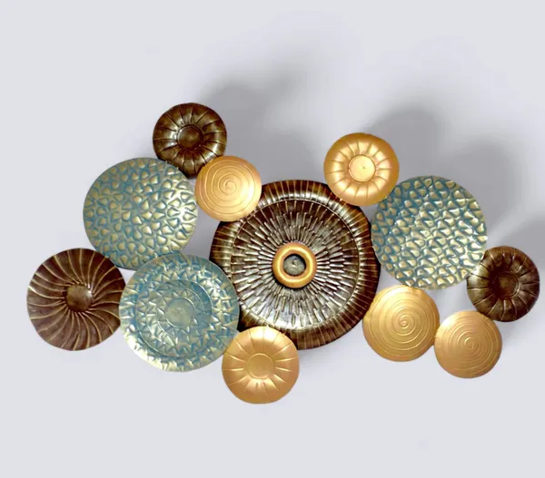 Decorative_Metal_Wall_Art_-_Circular_Disc_Design_In_Gold,_Blue_&_Brown_Tones