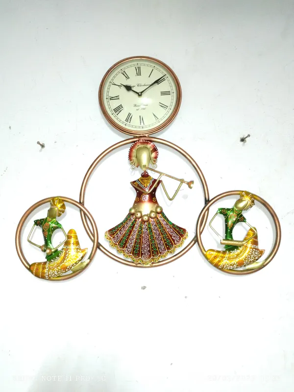 Decorative_Wall_Clock_With_Musical_Dandiya_Dancers_-_Copper_Finish
