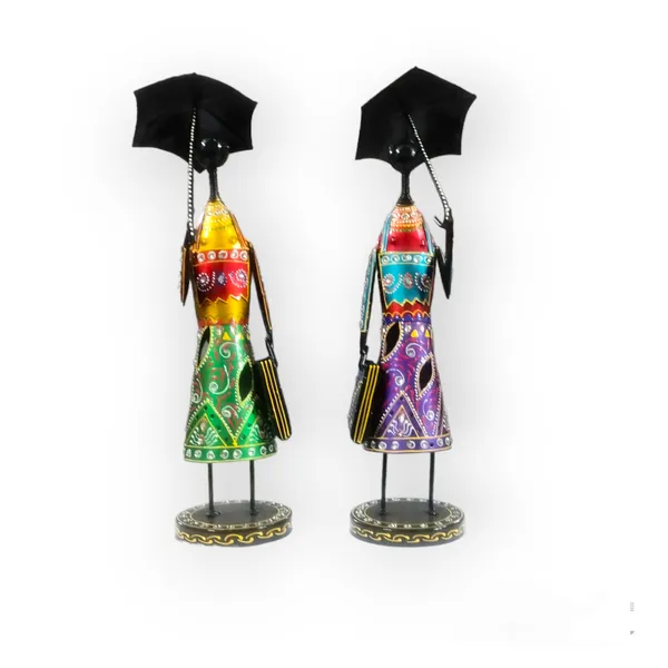 Decorative_Metal_Figurines_With_Umbrella_-_Set_Of_2_(Multicolor)