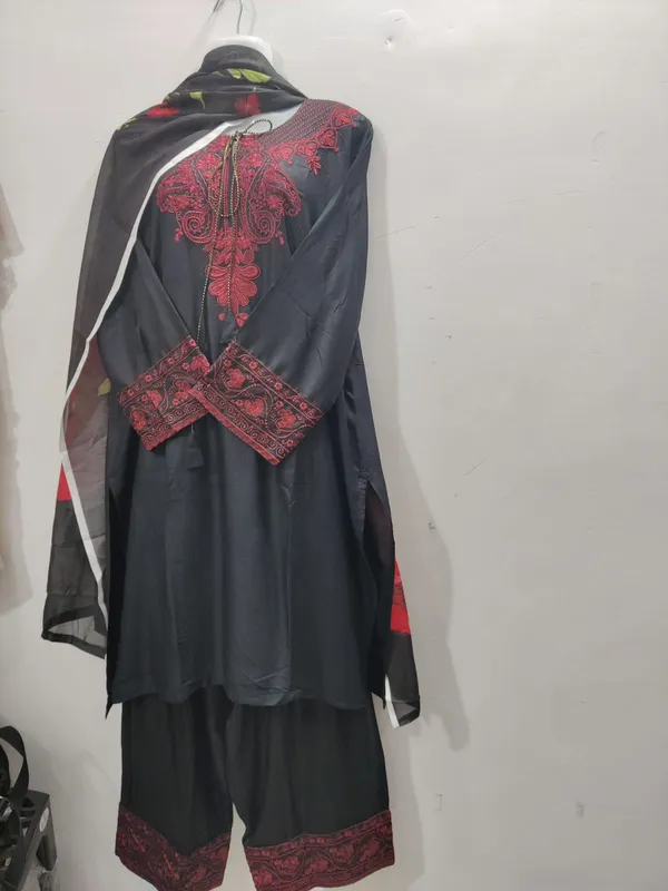 Black_Cotton_Embroidered_Kurta_With_Farshi_Pants_And_Dupatta_For_Women