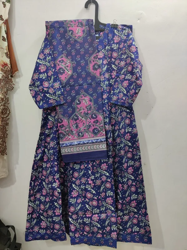 Blue_Cotton_Floral_Printed_Anarkali_Frock_Set_With_Dupatta_For_Women