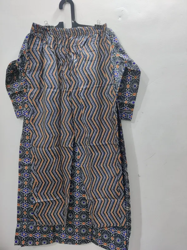 Grey_Geometric_Floral_Print_Cotton_Straight_Kurta_Pant_Set_With_Dupatta_For_Women