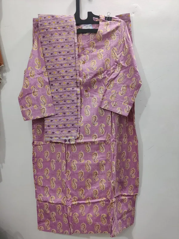 Light_Pink_Cotton_Straight_Paisley_Print_Kurti_Pant_Set_With_Dupatta_For_Women