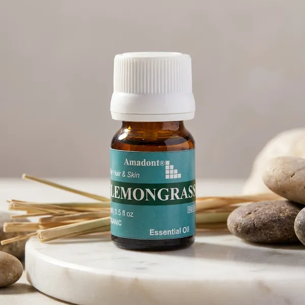 Amadont_Lemongrass_Essential_Oil_For_Detox,_Muscle_Relief,_Insect_Repellent
