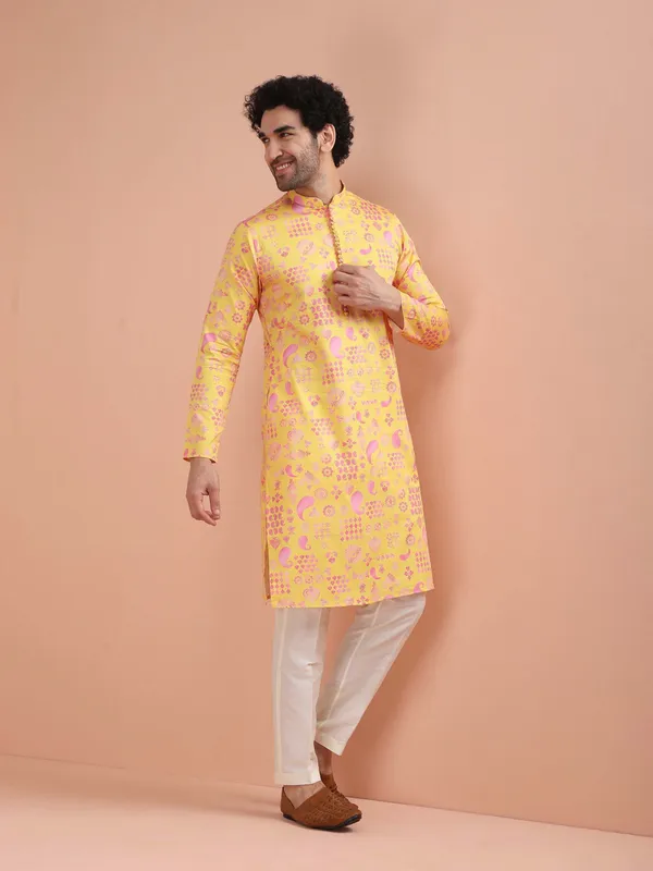 Yellow_Cotton_Rayon_Printed_A-Line_Kurta_For_Men