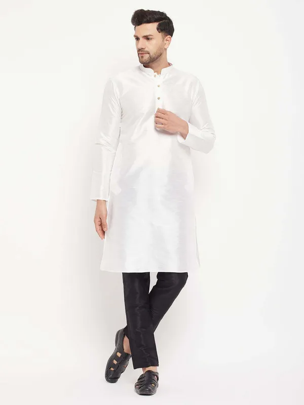White_Cotton_Silk_Solid_A-Line_Kurta_For_Men