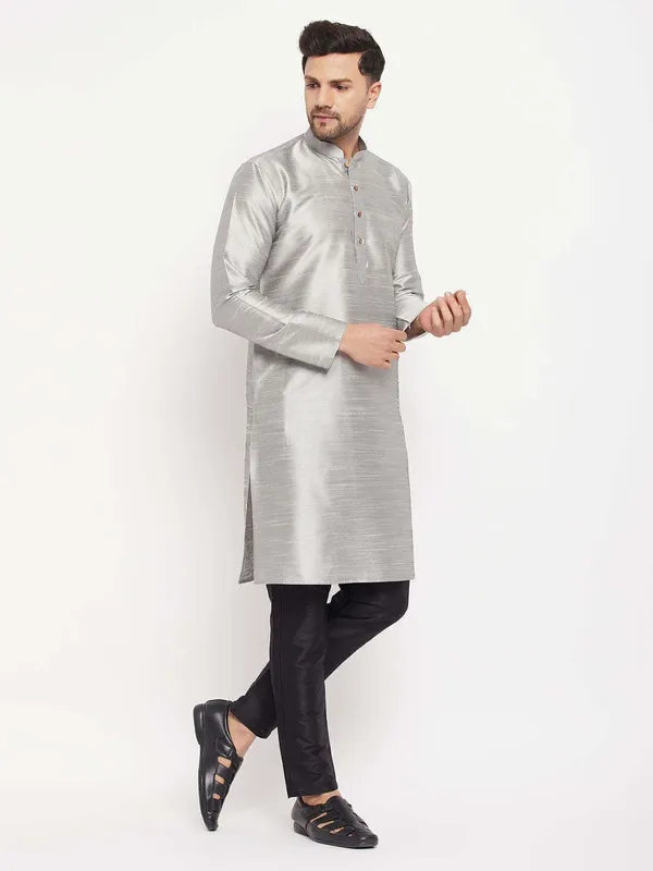 Silver_Cotton_Silk_Solid_A-Line_Kurta_For_Men