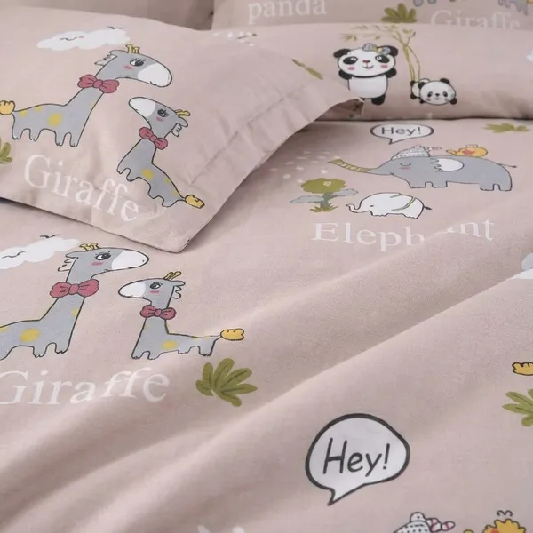 Cartoon_Animal_Printed_Bedding_Set_With_Elephants,_Pandas,_And_Giraffeskids_Bedsheet