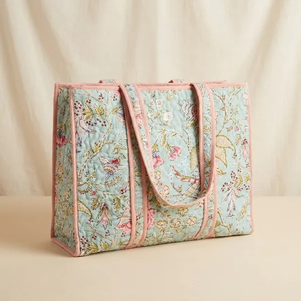 Floral_Print_Quilted_Tote_Bag_With_Handles