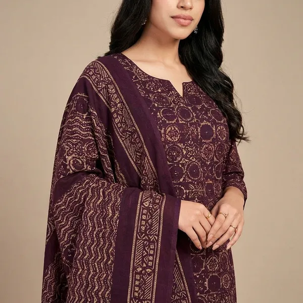 Maroon_Cotton_Suit_Set_For_Women