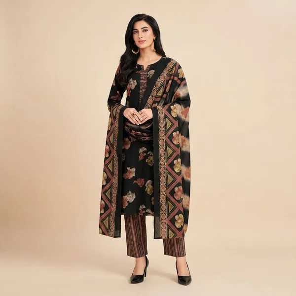 Black_Cotton_Suit_Set_For_Women