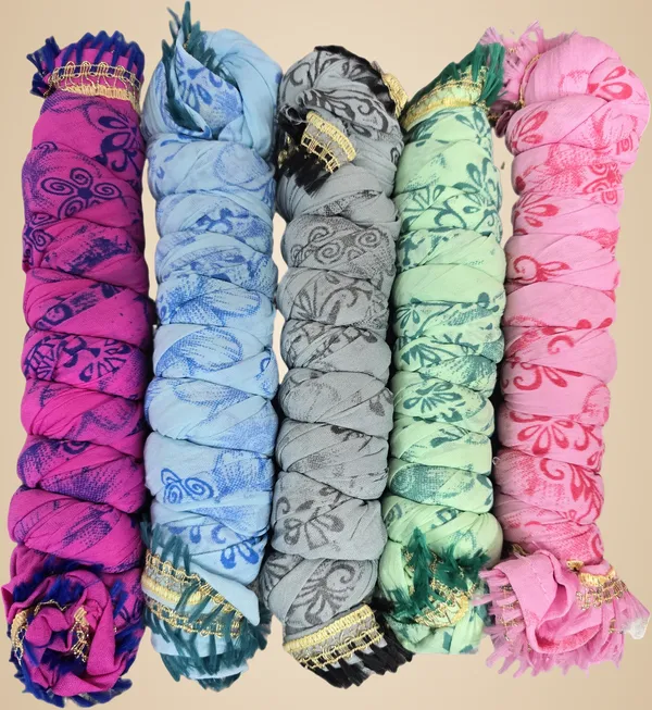 Multicolor_Cotton_Blend_Solid_Dupatta_For_Women_(Pack_Of_5)