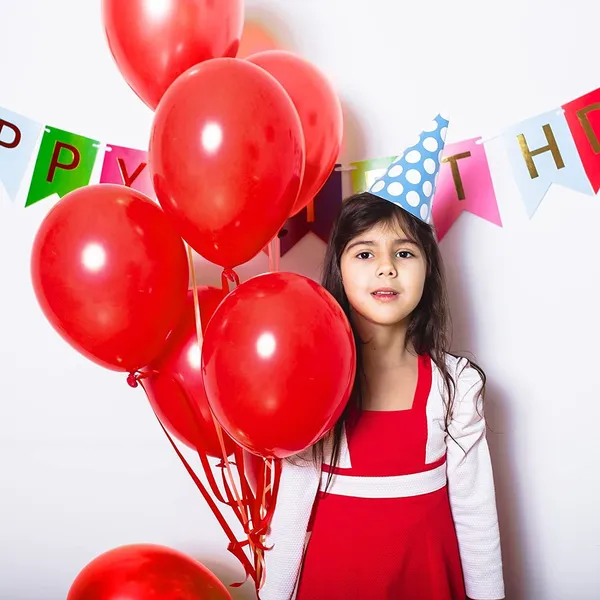 Red_Happy_Birthday_Decoration_Kit_(Set_Of_100)