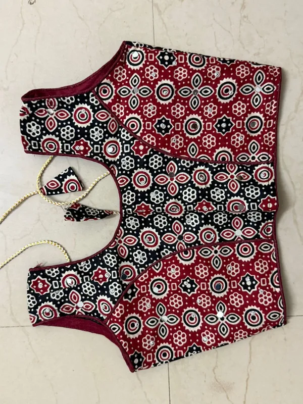 Maroon_And_Black_Premium_Cotton_Lehenga_Choli_With_Dupatta_For_Girls