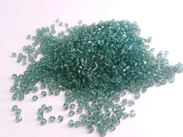 Swarovski_Bicone_3mm_Pista_Green_|_36_pieces