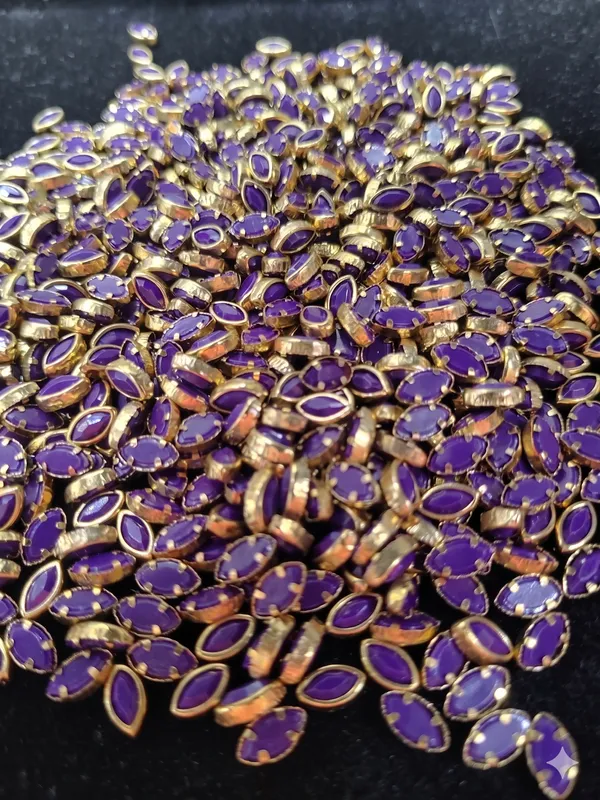 Purple_Kundan_Eye_shape_Stones_|_4x6mm_|_400_Pcs_|_Sticking_Purpose