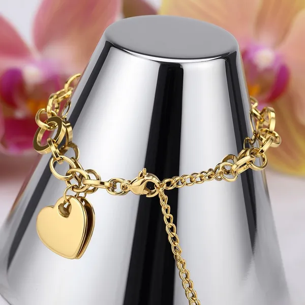 Heart_on_Sleeve_|_Heart_Charm_Gold_Plated_Bracelet_|_1_Piece