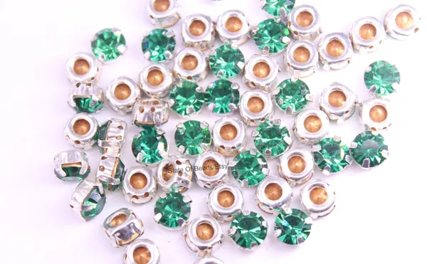 Preciosa_Green_Chaton_Sew-On_Crystals_|_8mm_|_Pack_of_36