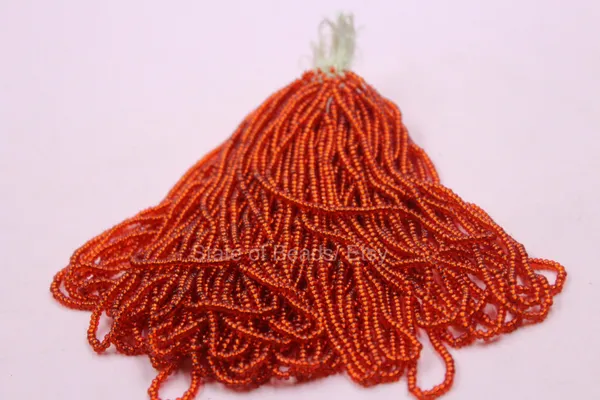 Red_Colour_Lined_Glass_Seed_Beads_|_2mm_|_1_Bunch