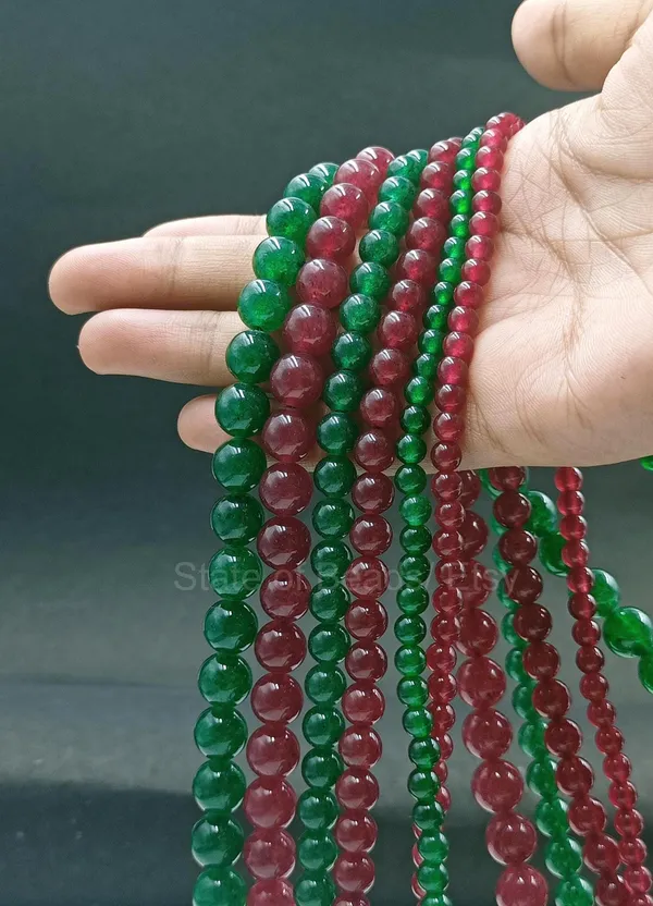 Green_and_Red_Jade_Round_Beads_for_Jewellery_Making_|_4mm_/_6mm_/_8mm_|_Pack_of_2_Strands_(1_Green_+_1_Red)