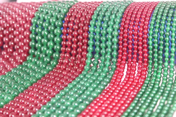 Green_and_Red_Jade_Round_Beads_for_Jewellery_Making_|_4mm_/_6mm_/_8mm_|_Pack_of_2_Strands_(1_Green_+_1_Red)