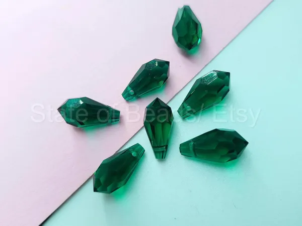 Genuine_Swarovski_Green_Teardrop_Charm_Beads_|_5.5mm_|_4_Pcs